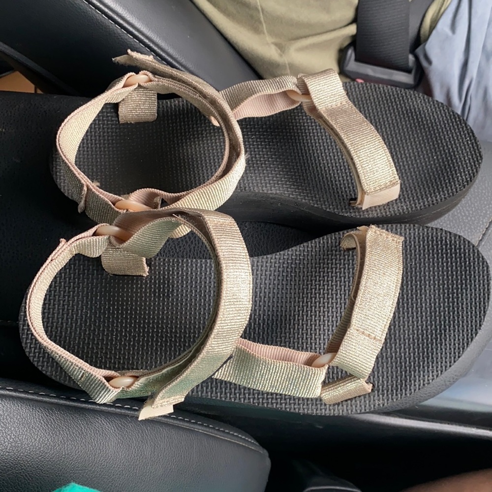 Teva Sandals - Gold
